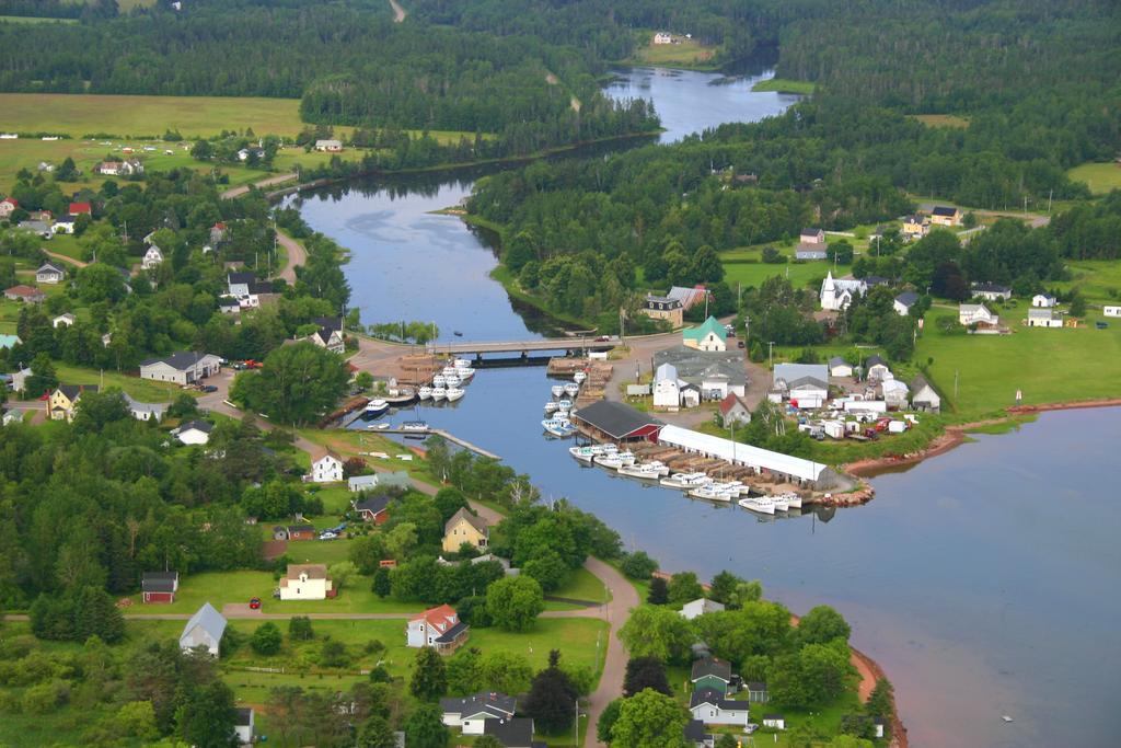 Forest & Lake Pei Bed & Breakfast Murray Harbour Exterior foto